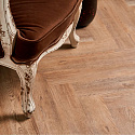 Фотографии в интерьере, ПВХ плитка, кварц виниловый ламинат Vinilam Parquet Herringbone Северный