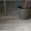 Фотографии в интерьере, ПВХ плитка, кварц виниловый ламинат Vinilam Ceramo Stone Glue Цемент Светлый