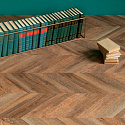 Фотографии в интерьере, ПВХ плитка, кварц виниловый ламинат Vinilam Parquet Chevron Glue Нормандия
