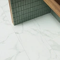 Фотографии в интерьере, SPC ламинат Invictus Primus Click Tile XL Pure Marble Snow 01