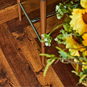 Фотографии в интерьере, ПВХ плитка, кварц виниловый ламинат Vinilam Parquet Herringbone Glue Парижский